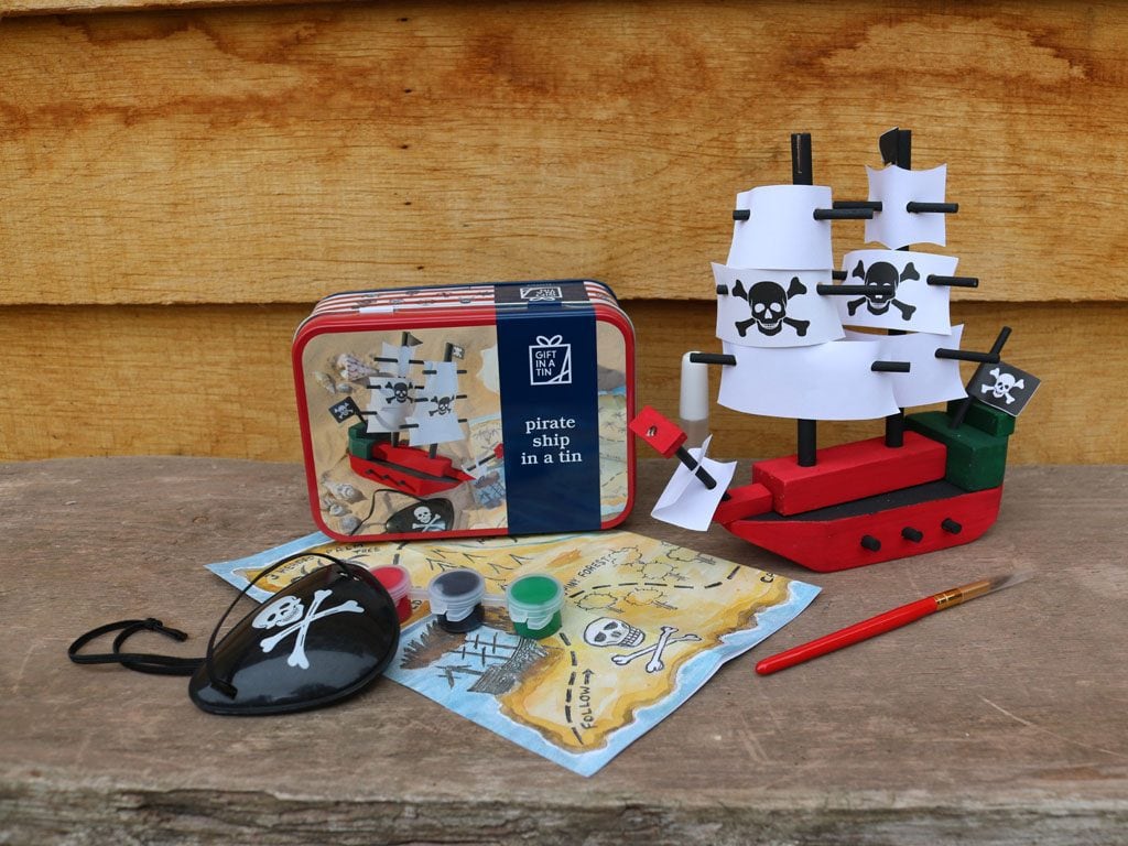 gift-in-tin