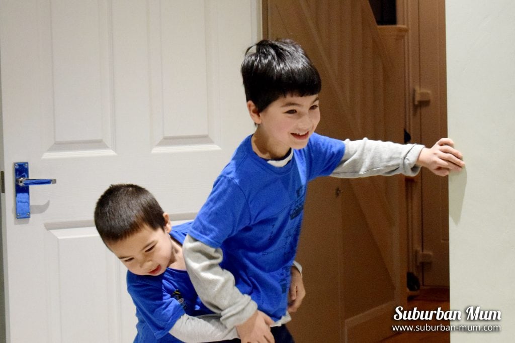 kids-playing