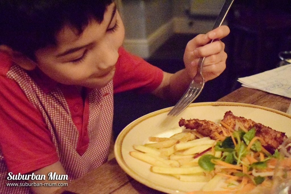 fox-hounds-englefield-kids-chicken-goujons