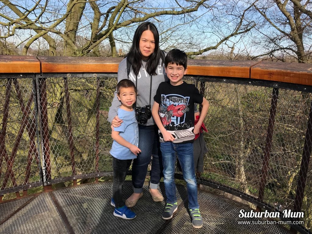 kew-gardens-treetop-walk-family