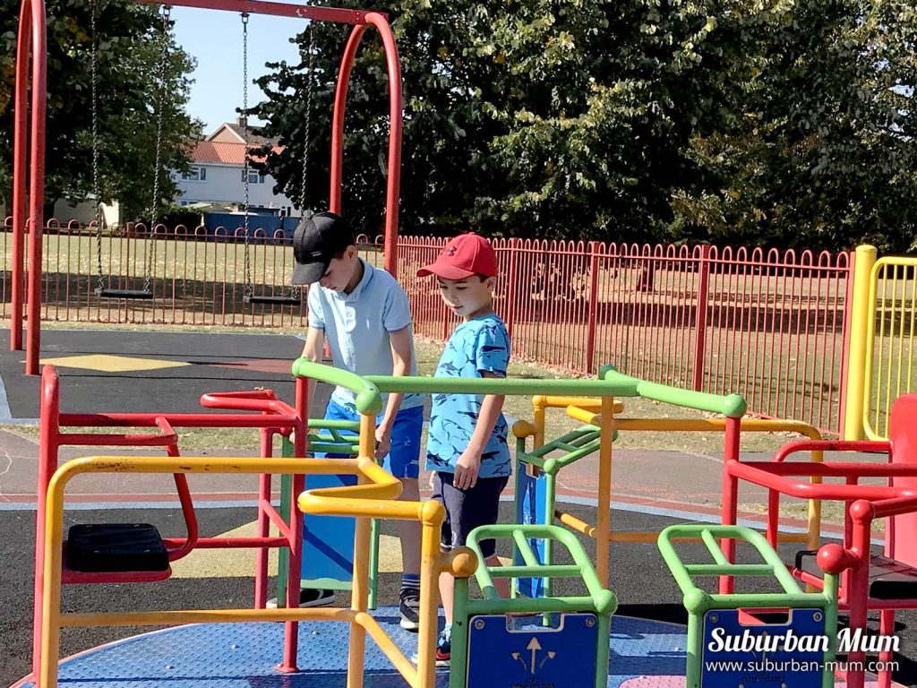 hurst-pool-playground