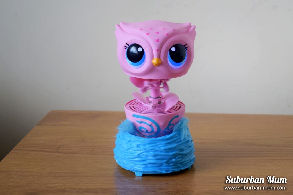 Spinmaster Owleez Review The Interactive Flying Toy Suburban Mum