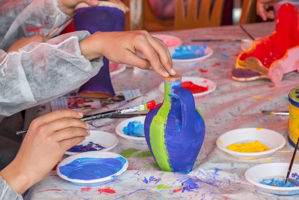 kids-painting-pottery